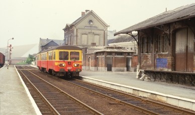 Frasnes-lez-Anvaing - TH 84-7060 (3).jpg
